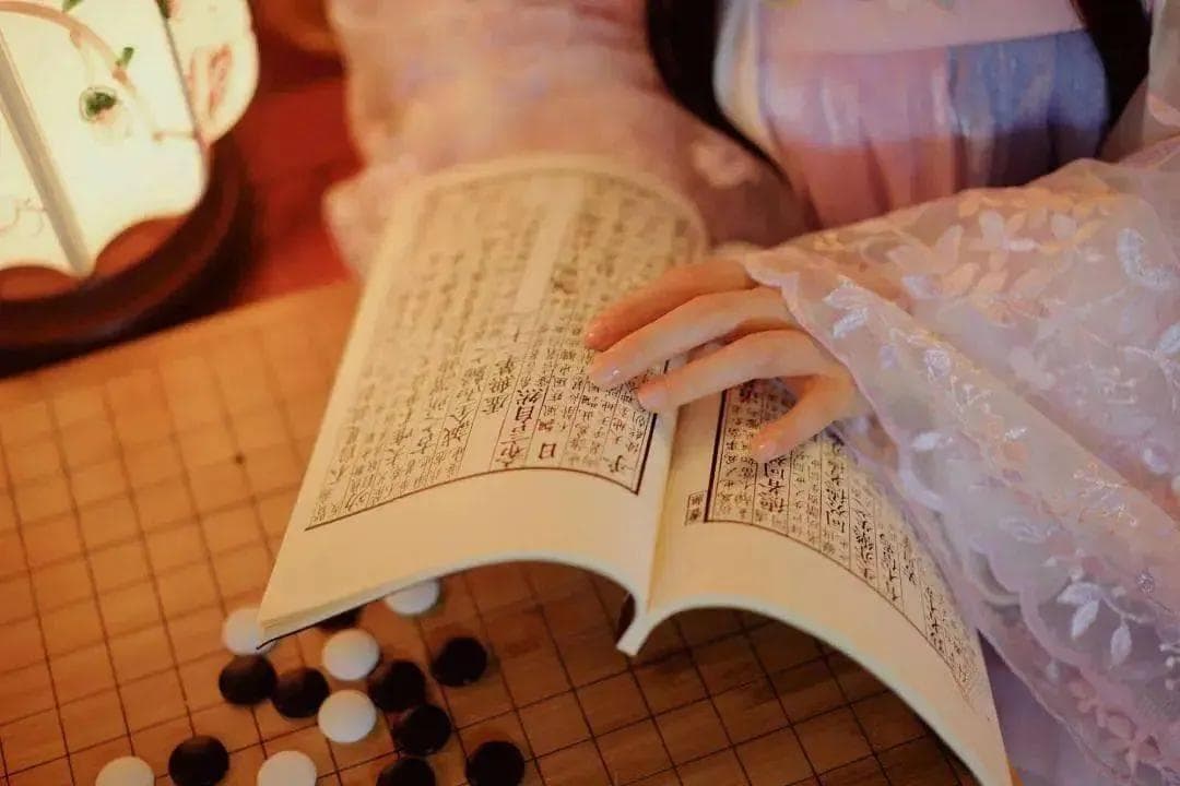 精选《周易》经典名言30句，醍醐灌顶，值得一读再读