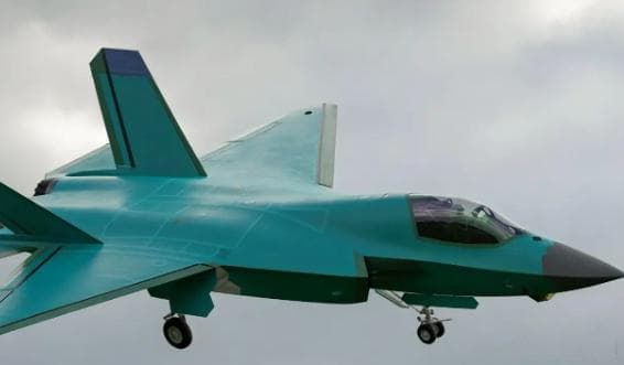 中国空军新锐J-35隐形战斗机：性能参数与战略意义