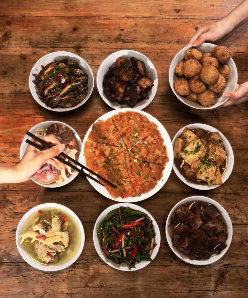 这个秋天，去黄山开启一场美食文化之旅