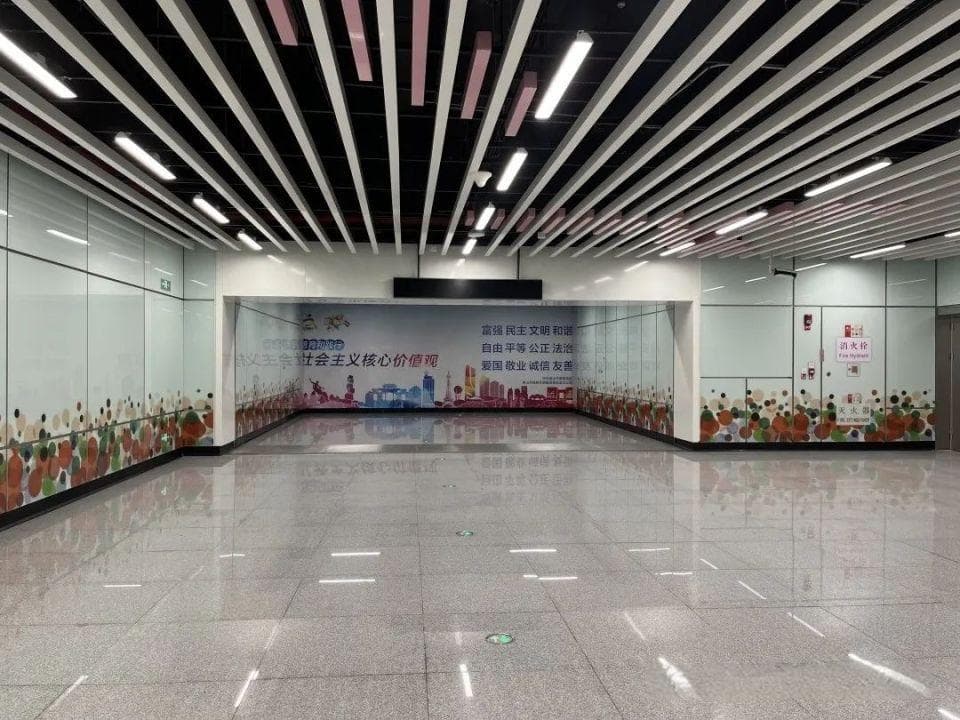 广佛南环陈村站-地铁的换乘通道还通吗？部门：受房建项目停工影响暂不建设