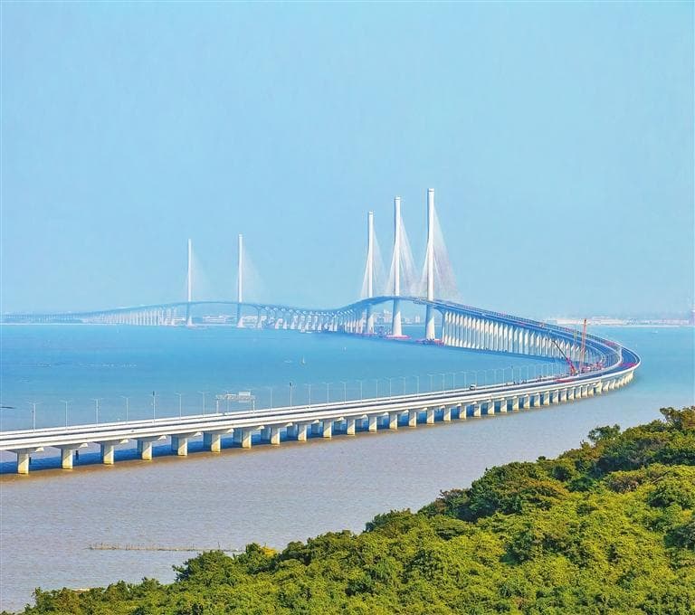 黄茅海跨海通道通车，大湾区互联互通添“关键一横”