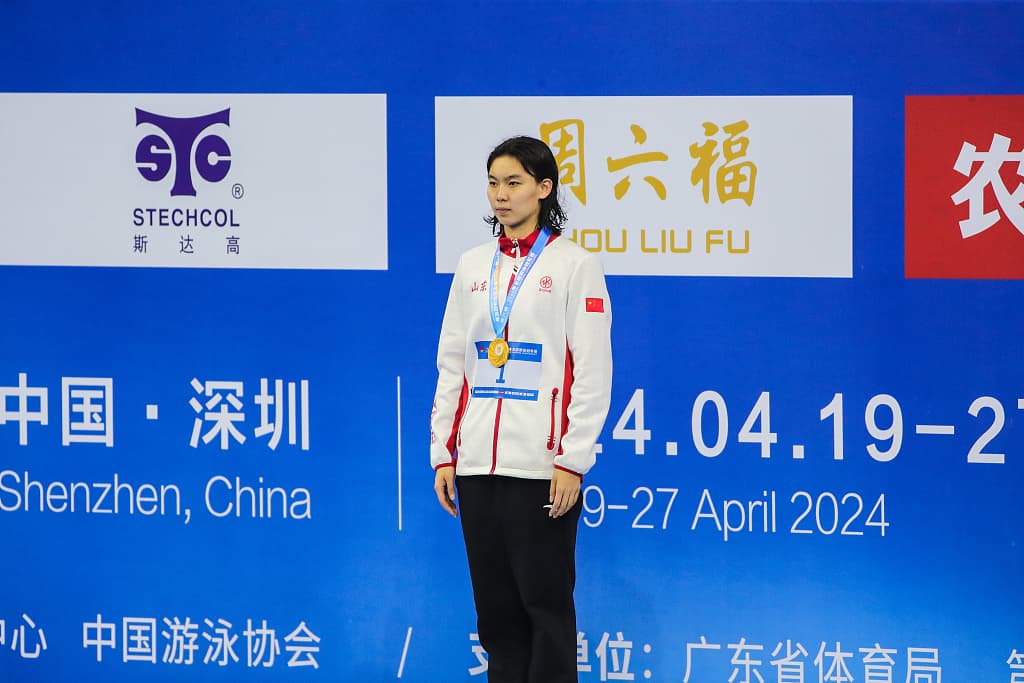 杨浚瑄百自破全国纪录夺冠，中国游泳卷出厚实家底