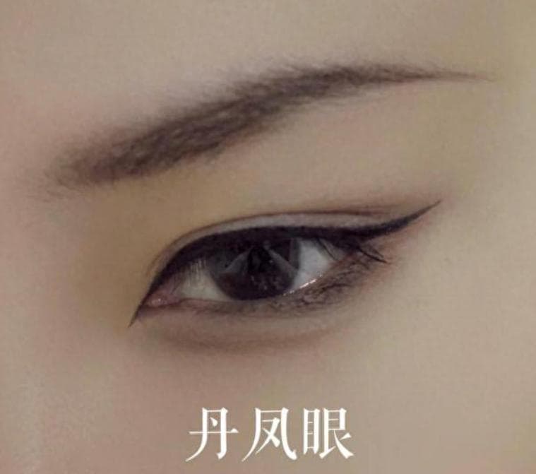 “丹凤眼”有多罕见？看一眼就再难忘，精致到骨子里的眼型