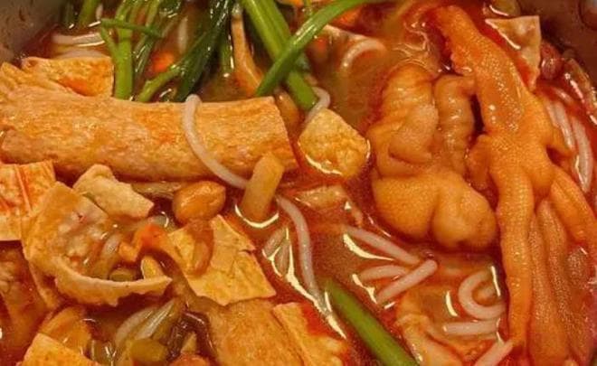 广西老表的挚爱，螺蛳粉的8种神仙吃法，味臭浓鲜，风味嘎嘎棒