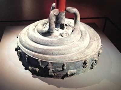 盘蛇形鼓座：山西青铜博物馆珍藏的战国礼乐重器
