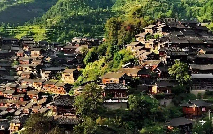 中国传统村落的地理脉络及建筑文化特色