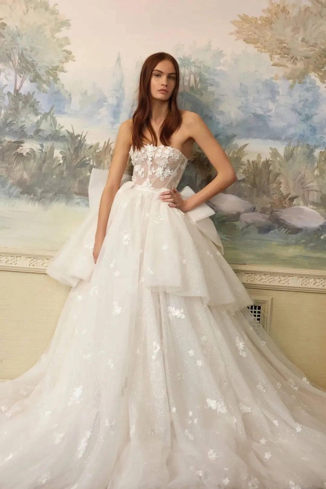 九大设计细节定义2024婚纱礼服新潮流