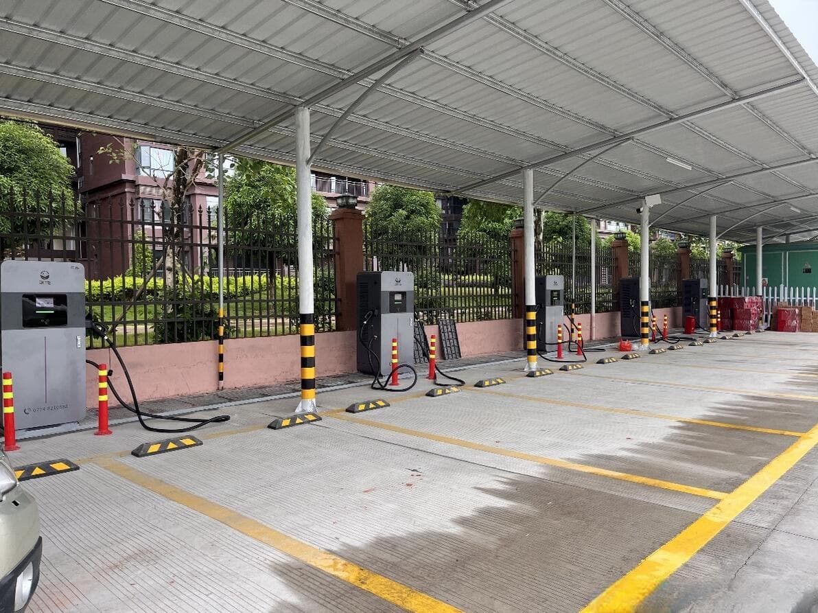 投资建设新能源汽车快充充电站选址指南