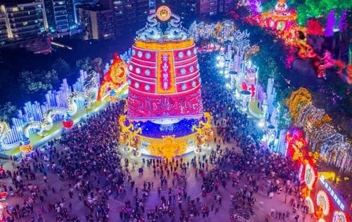第25届自贡国际恐龙灯会：大美中华，多彩自贡