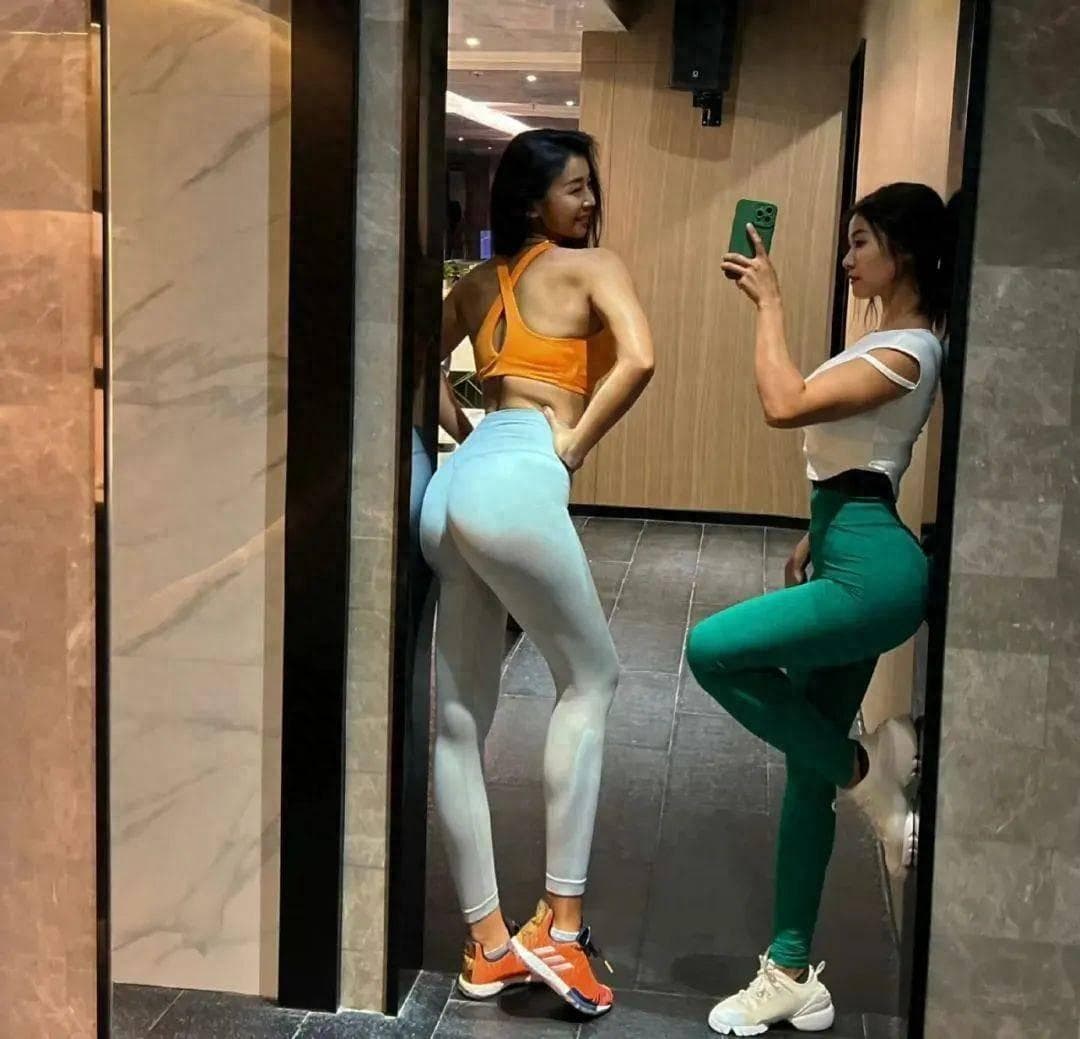 练臀有什么好处？7个练臀动作，雕刻女神饱满、紧致的翘臀