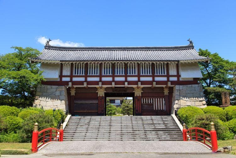 伏见桃山城：丰臣秀吉的命途多舛的堡垒