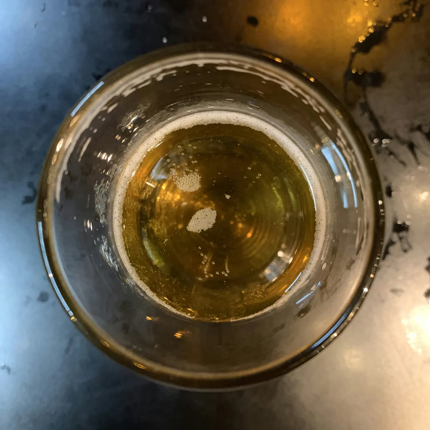 白醋拯救黄渍玻璃杯，你get了吗？
