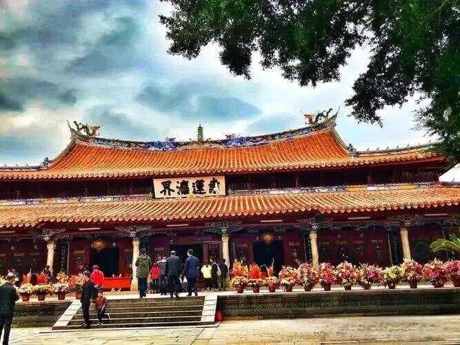 泉州开元寺：千年古刹藏秘宝，建筑艺术惊世人