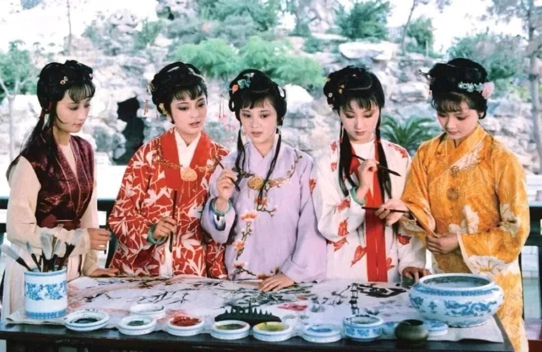畅游“纸上园林”，理解了《红楼梦》世界的一景一物，就读懂了“中式生活美学”
