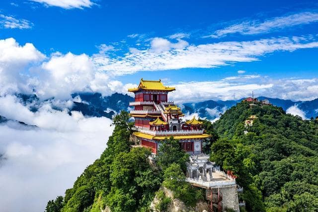 终南山：雪映古韵与美食探寻之旅