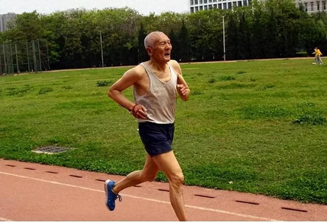 肾病和运动有关？医生斥责：若不想患肾衰竭，运动牢记“3不要”