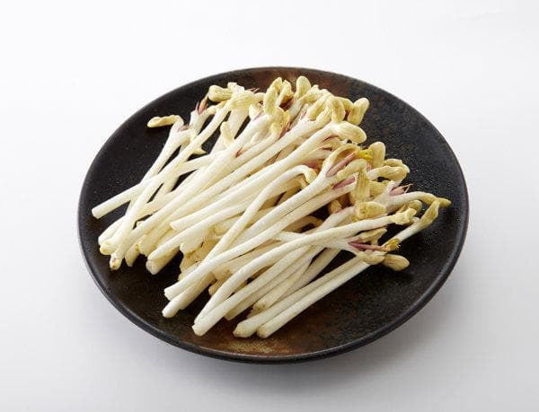 舌头下面长了小肉芽是怎么回事还疼