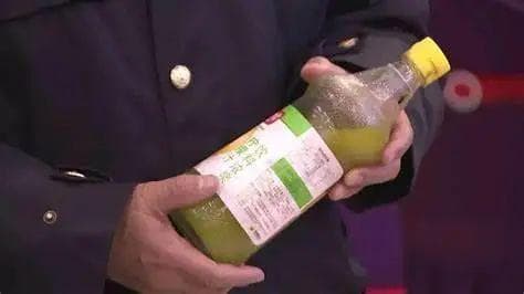喝了过期的饮料会怎么样？是虚惊一场还是健康警钟？