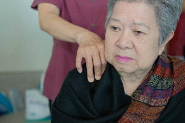 “49岁开始创业：‘老干妈’陶华碧如何打破传统女性命运？”