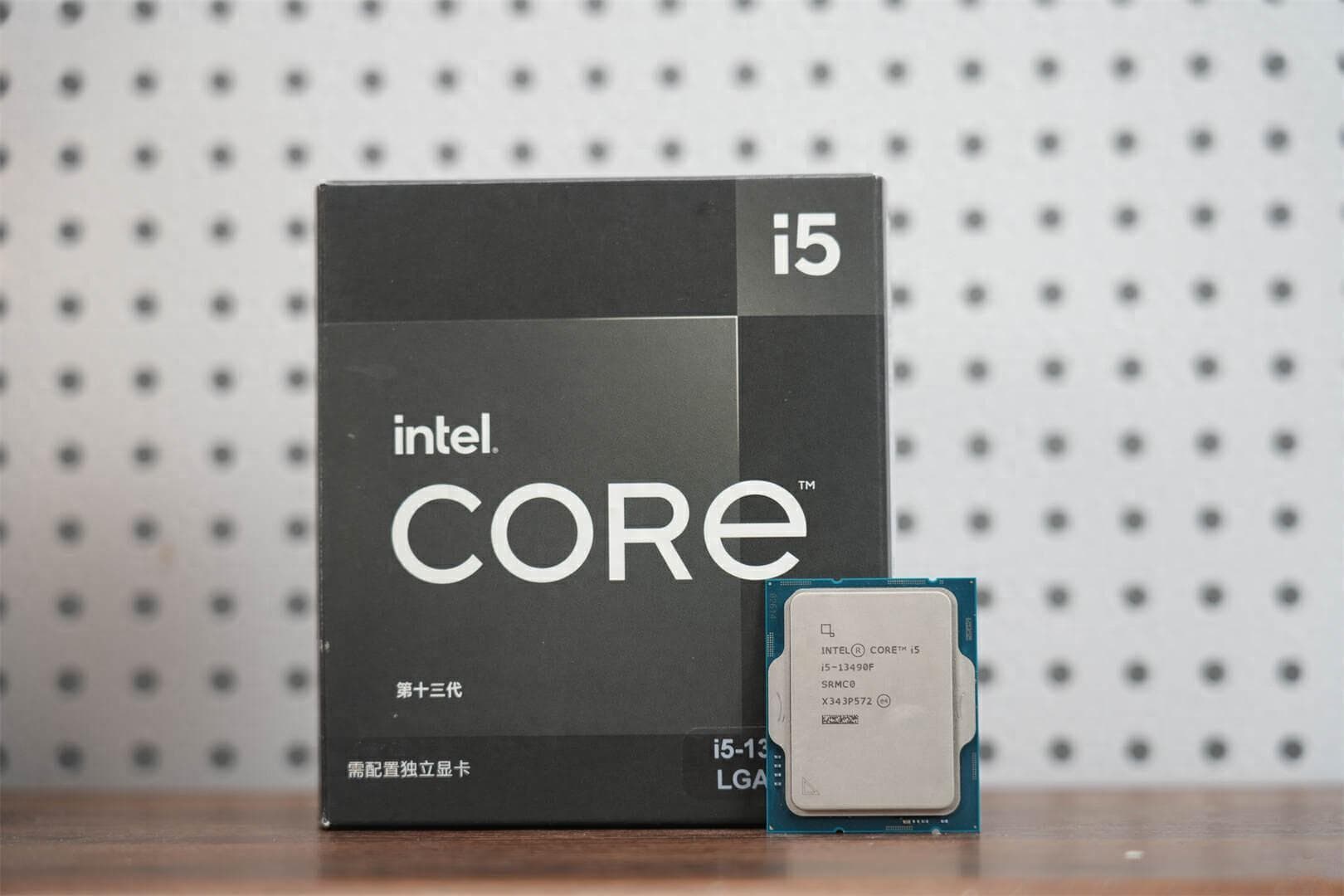 专业之选还是性价比之王？i5-13490F与i5-12600KF深度解析