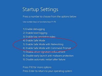 如何解决Win11系统中安全中心显示英文的问题？