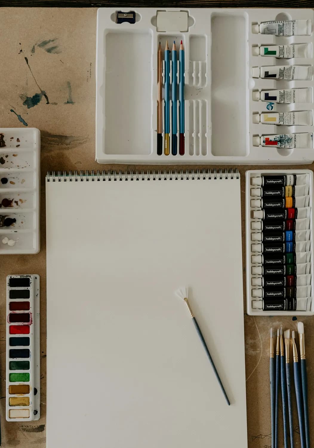 手绘插画：释放你的艺术创造力！