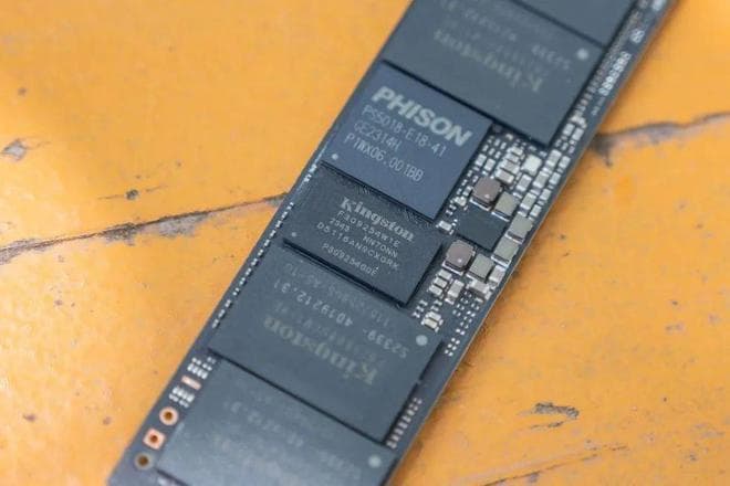 DDR5与DDR7内存价格深度解析：从生产成本到市场价值