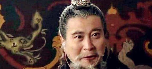 袁绍的悲剧：三个致命人事错误葬送统一天下之机