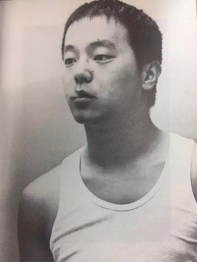 布林肯访华期间购买窦唯《黑梦》，展现其音乐品味