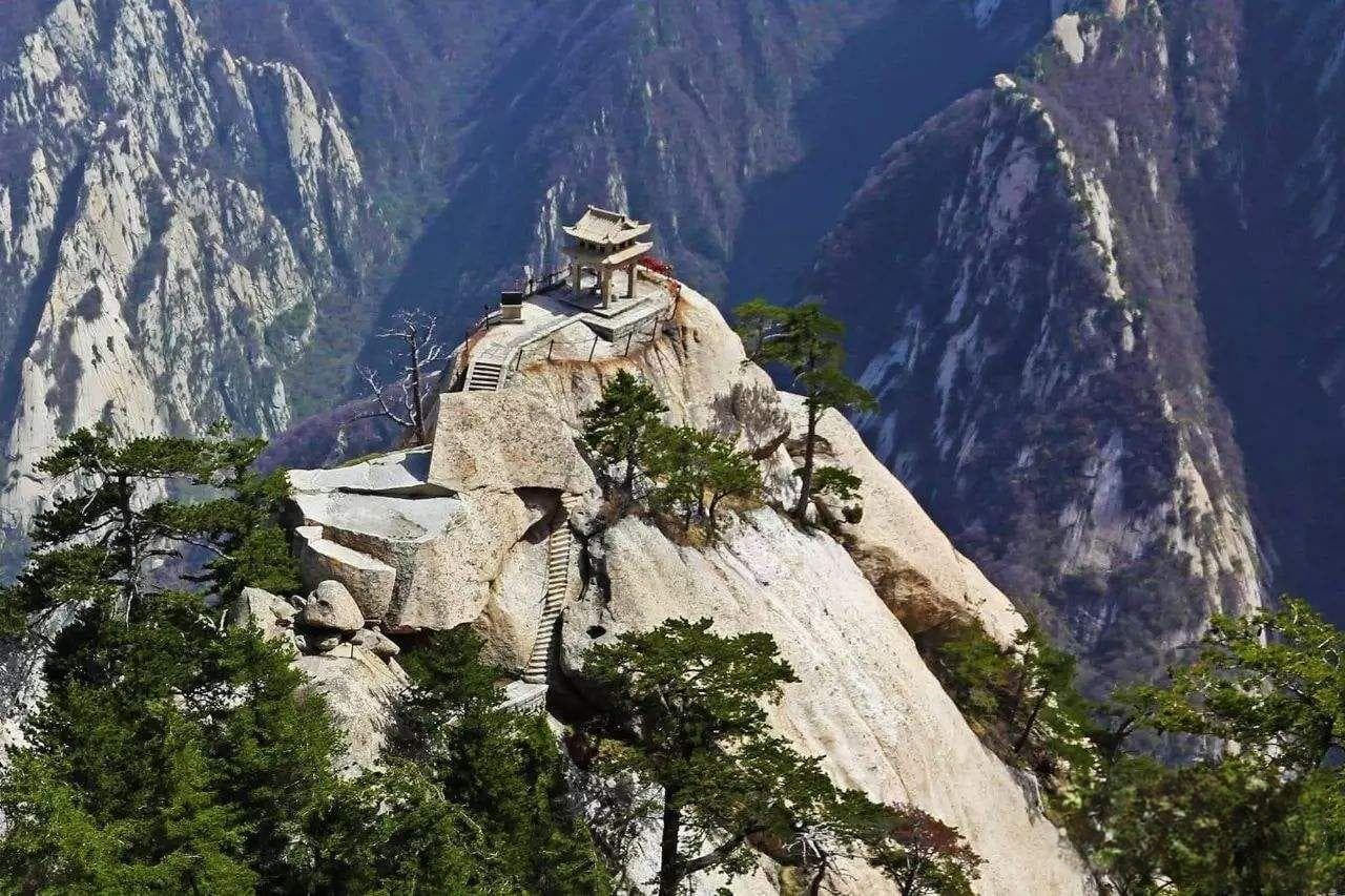 华山索道登山路线指南：寻找人少上山路