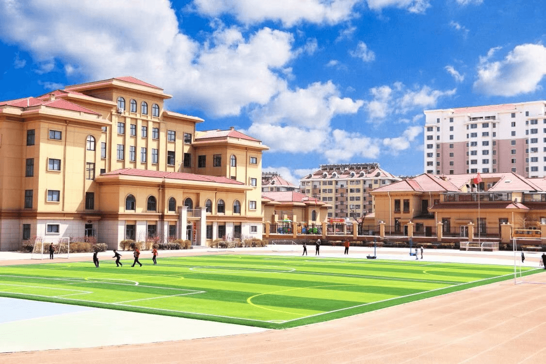 烟台市芝罘区鲁峰小学：以清单机制驱动劳动教育与五育融合的新范式