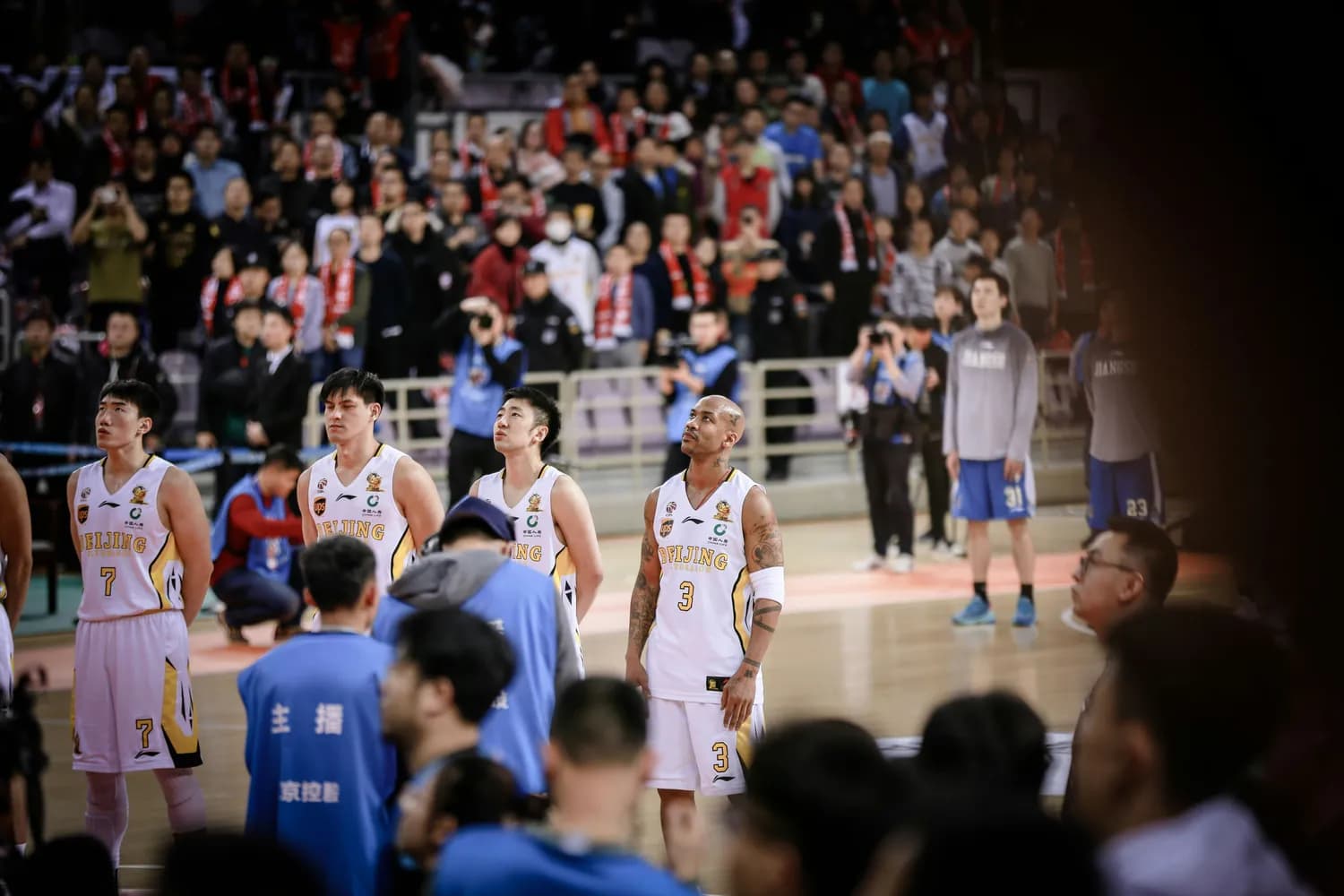 CBA常规赛第三阶段：关键战役与球员亮点盘点