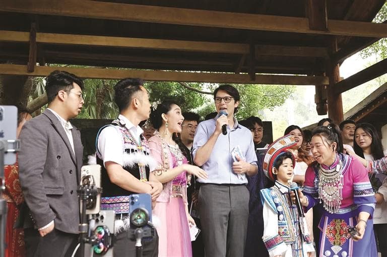 “人民城市”处处春——聚焦广西三月三活动中的柳州文明风尚