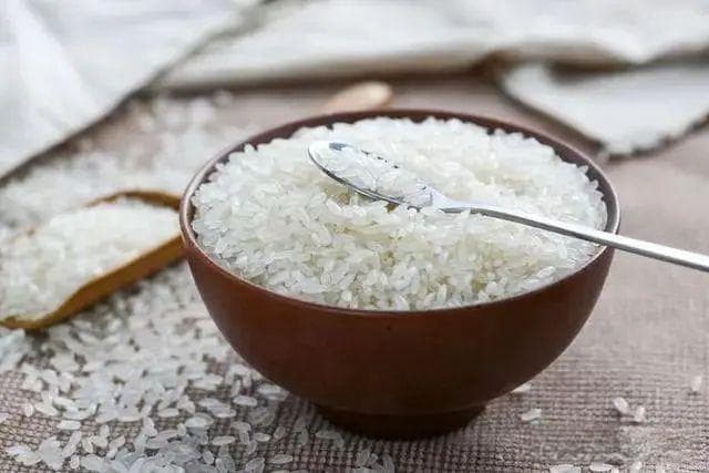 大米放冰箱里面冷冻好还是冷藏好？