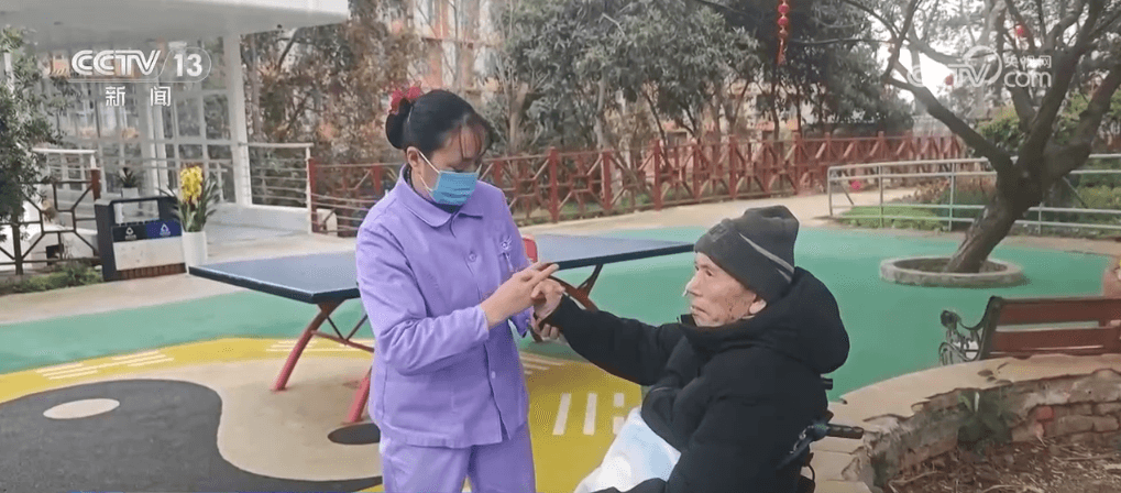 探索新兴医疗服务模式 “免陪照护”为群众“医”路护航