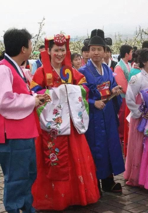 中国的朝鲜族和朝鲜国家的人是一回事吗?