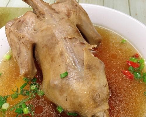 如何烹制美味营养的乳鸽汤（学会这15种烹饪技巧）