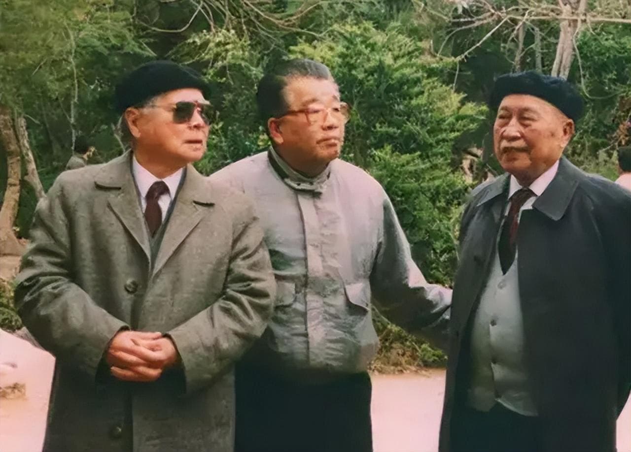 吴南生：原广东省委书记，曾大力改造经济特区，备受广东百姓爱戴