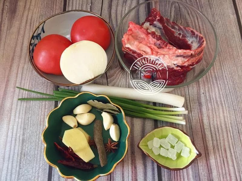 番茄炖牛腩