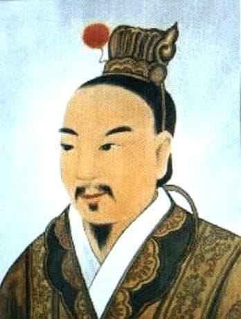 土地兼并和外戚、宦官的争权使汉朝衰弱，允许地方招兵则使其覆灭