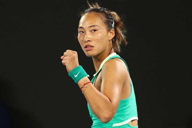 郑钦文6-0/6-3横扫多丁，成第四位晋级澳网八强的中国金花