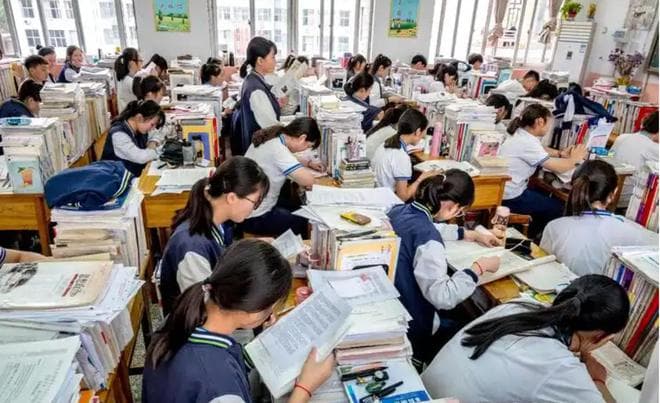 双休了，孩子的身心就健康了吗？孩子和父母都得煎熬起来