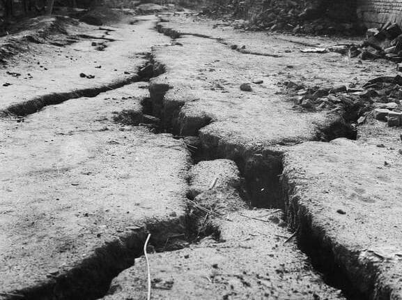 1976年唐山大地震：一场震惊世界的自然灾害