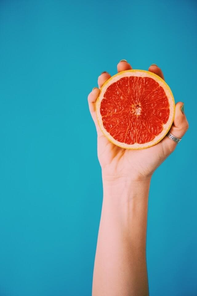 西柚的功效与营养：从减肥到食疗的全面指南