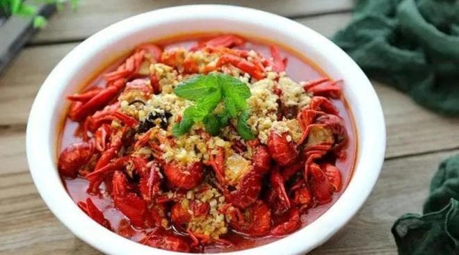 我国4大海域，什么地方人最会吃海鲜？这8座城市上榜，有你故乡吗
