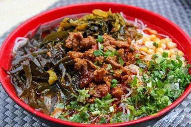 中国公认最好吃的10道南充菜！1.南充米粉——代表地：南充
