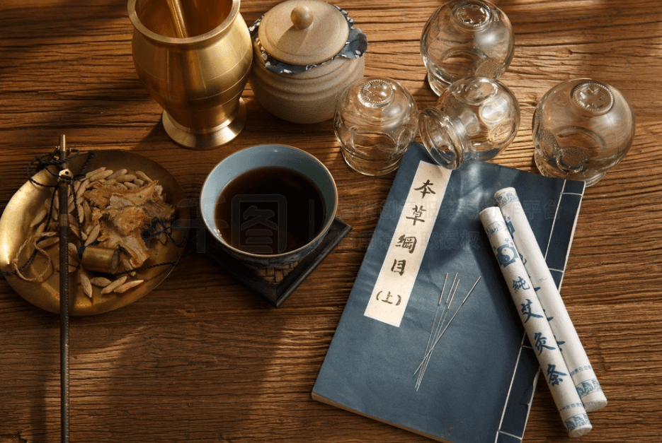 黄精：被誉为“仙家余粮”，从润肺止咳到滋肾填精，详解其养生功效与使用方法