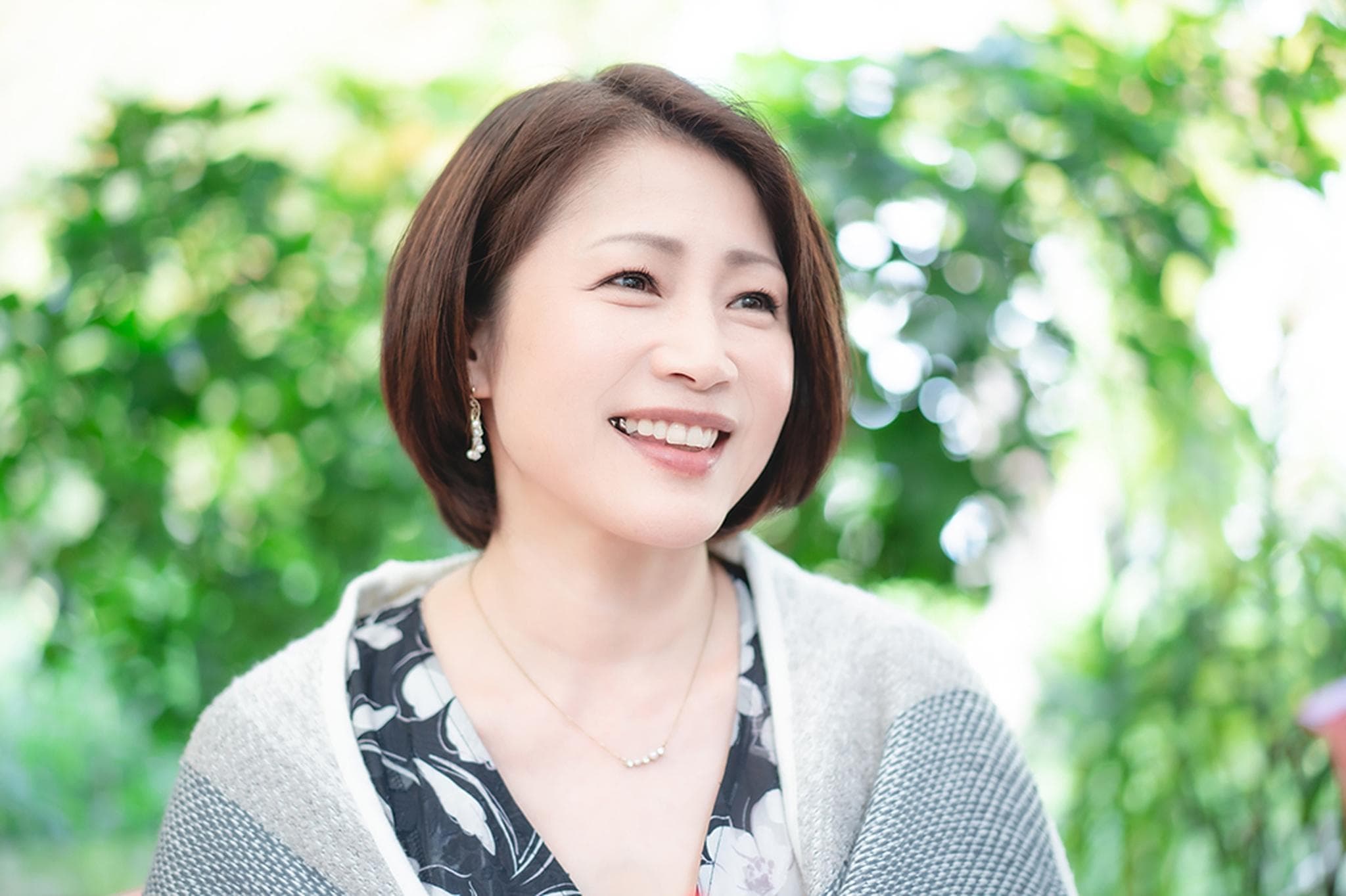 友田真希最新动态：全面解读其最新作品、发展方向及未来展望