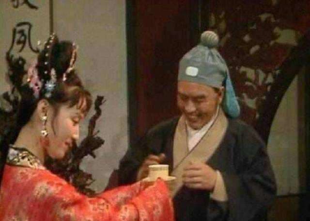 猪八戒被赶出高老庄，为何对高翠兰念念不忘？原文细节折射出答案