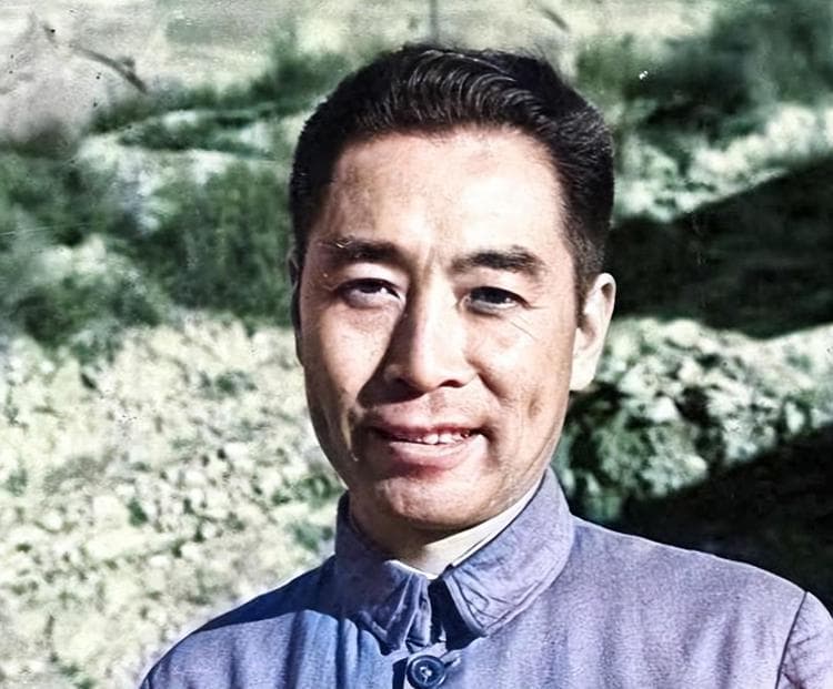 周恩来眼中的蒋介石：懂战略却拙于战术